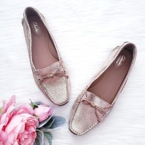 Clark's Gold Metallic Leather Dunbar Loafer